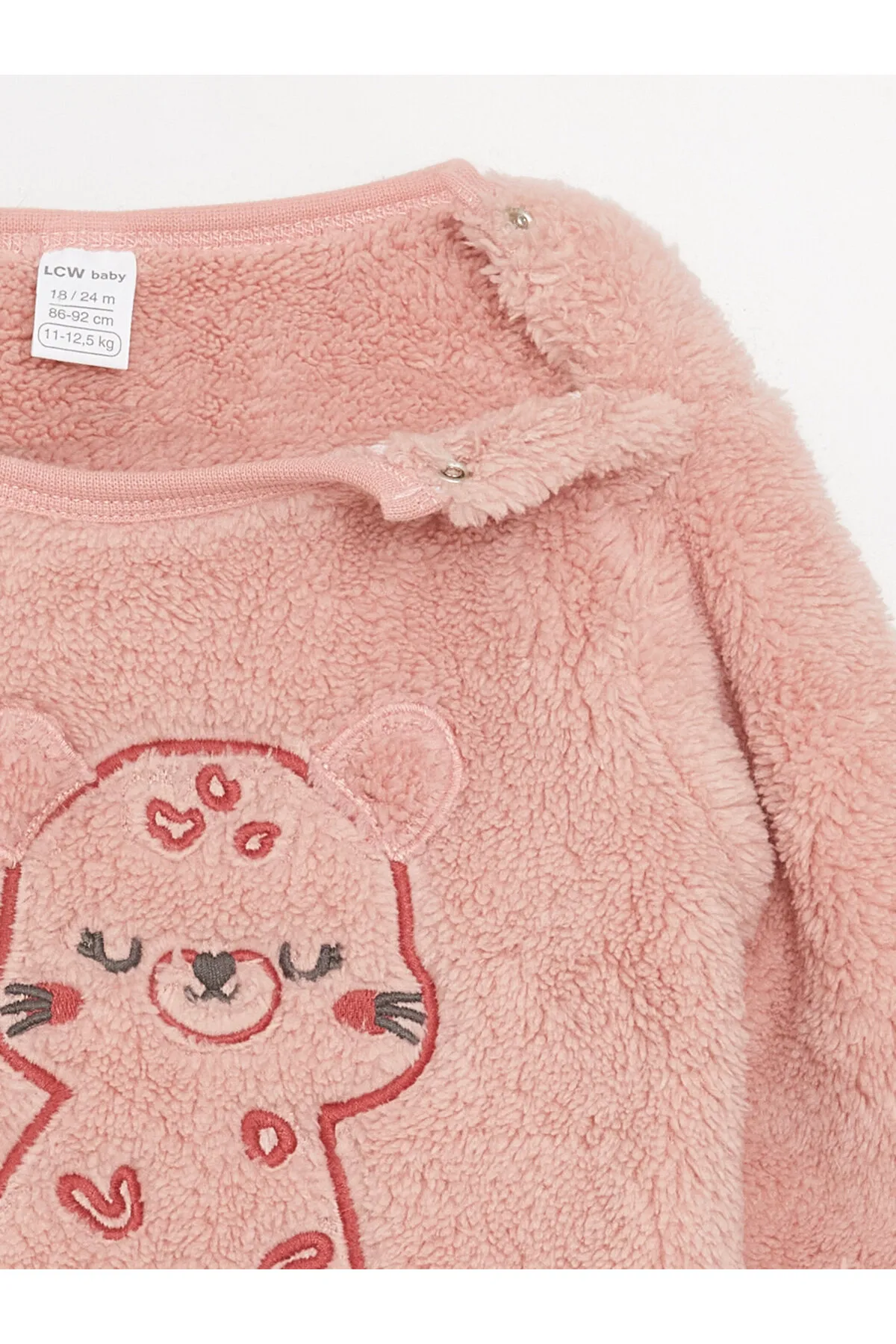 LC Waikiki  Langarm-Pyjama-Set aus besticktem Plüsch mit Rundhalsausschnitt für Babys und Mädchen