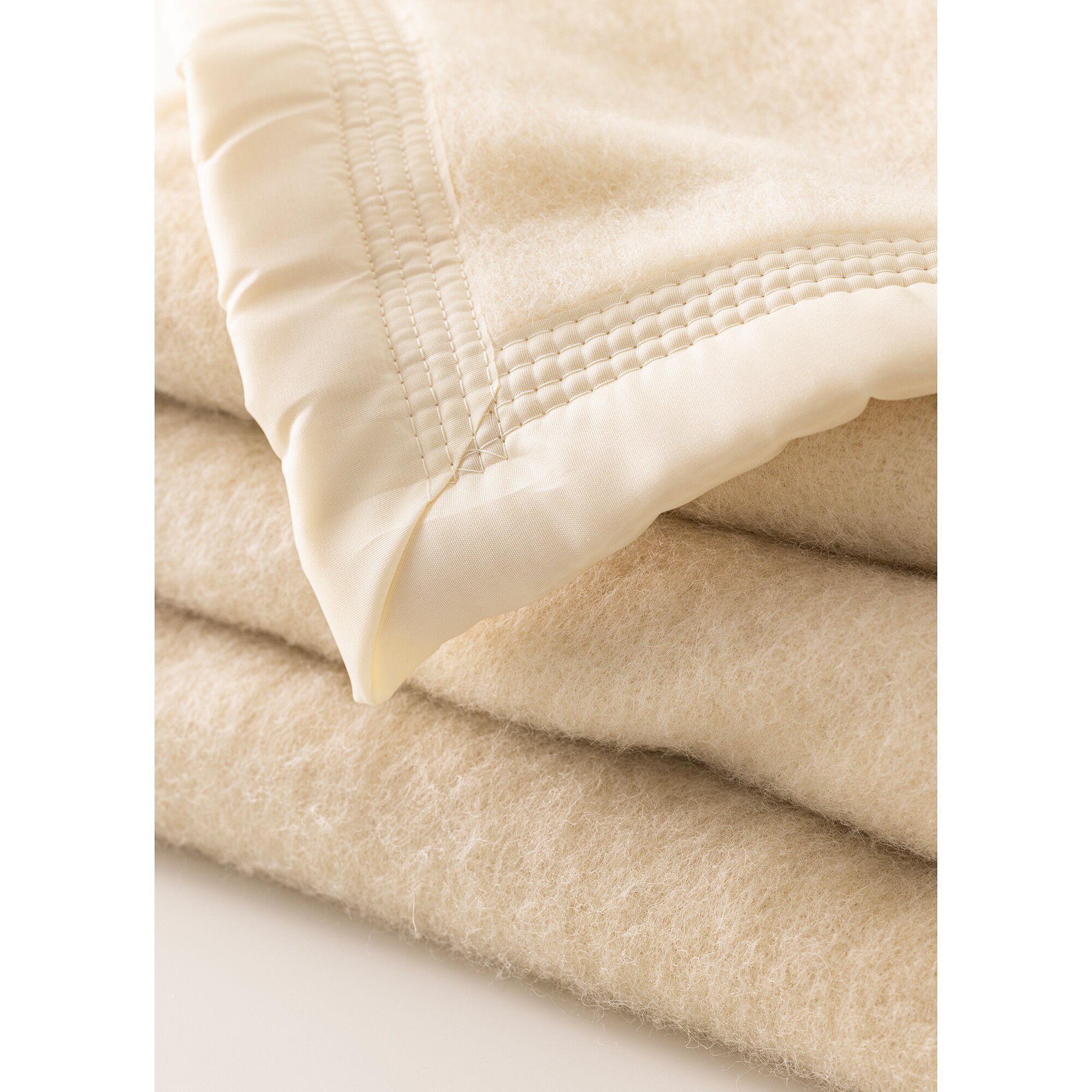 Couverture bicolore laine 600g/m2