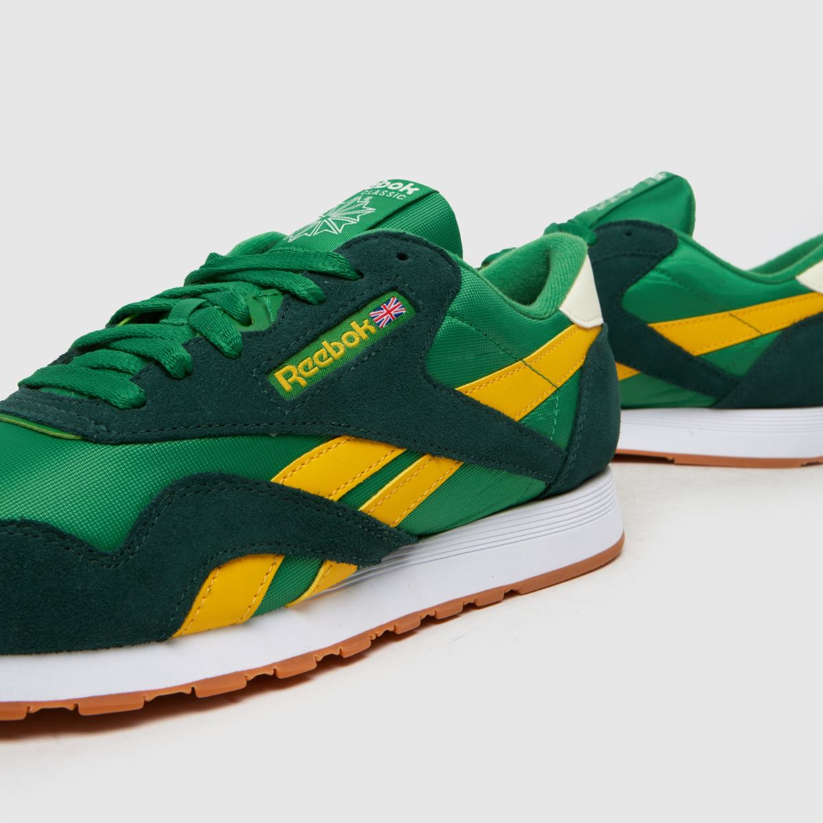 Reebok – Klassiska nylonsneakers i grönt och flerfärgat