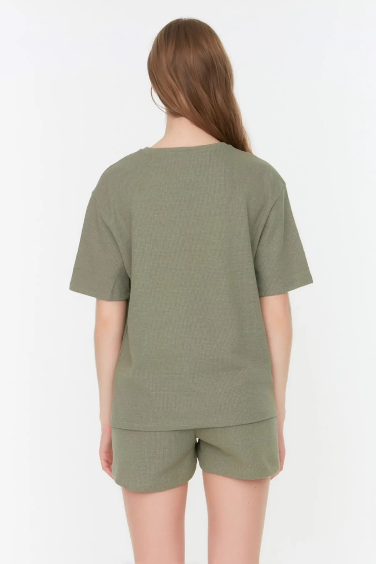 Trendyol Collection  Khakifarbenes Strick-Pyjama-Set aus Baumwolle mit Waffelmuster THMSS22PT0524