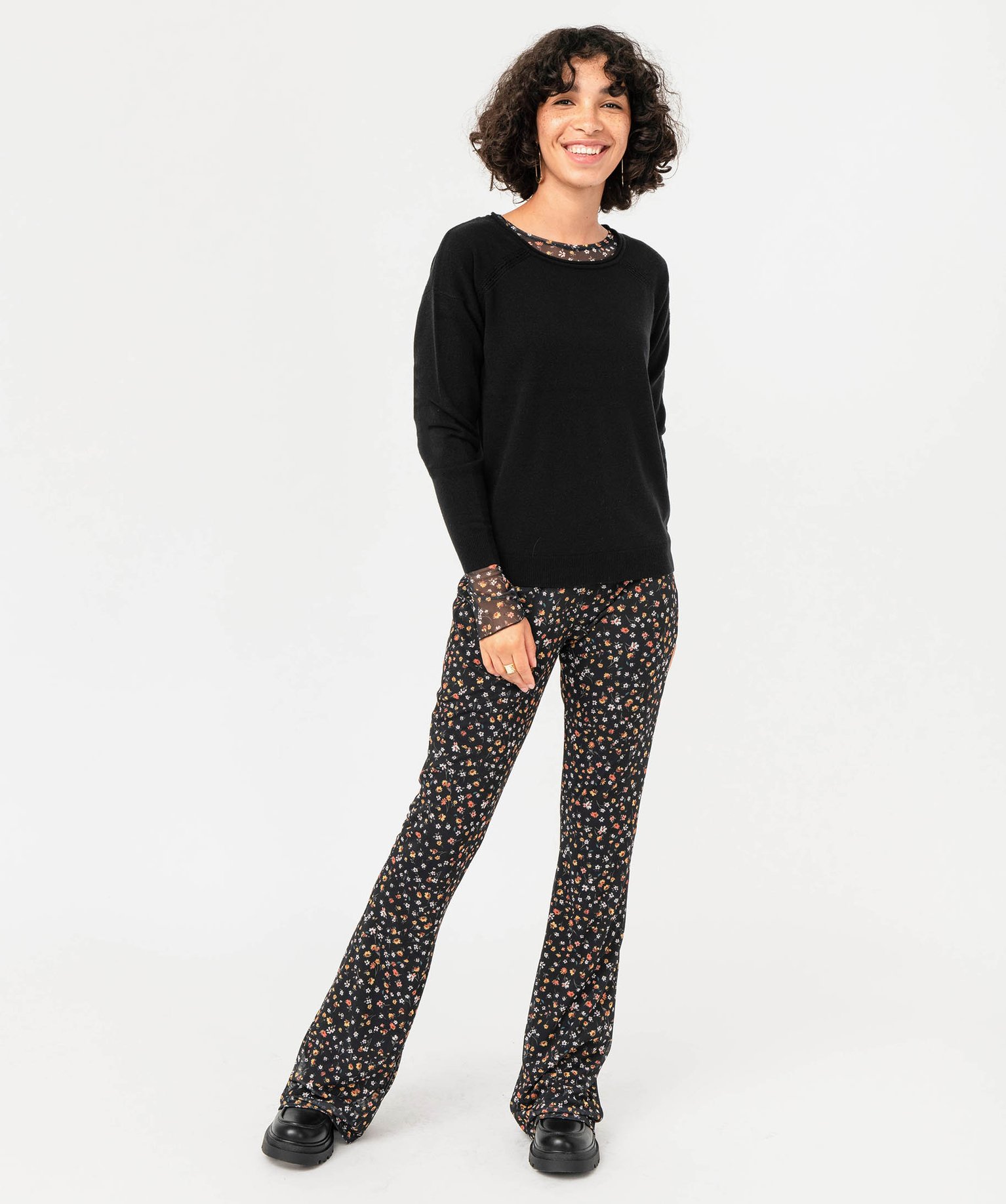 Pull à col rond finitions roulottées femme noir | GEMO