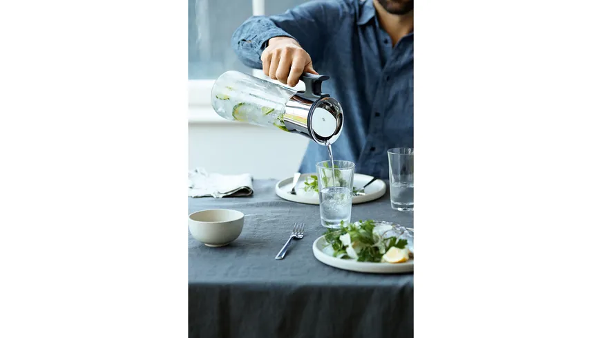 WMF Wasserkaraffe mit Griff Basic 1,5l