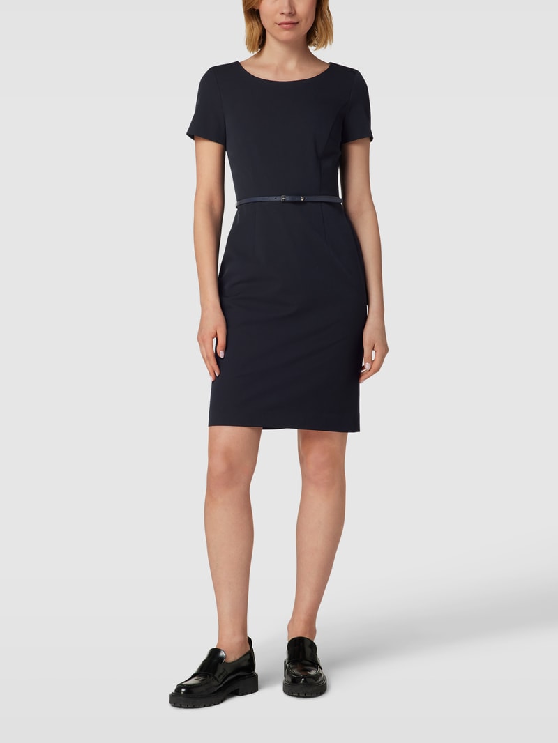 Kleid mit Rundhalsausschnitt in marineblau