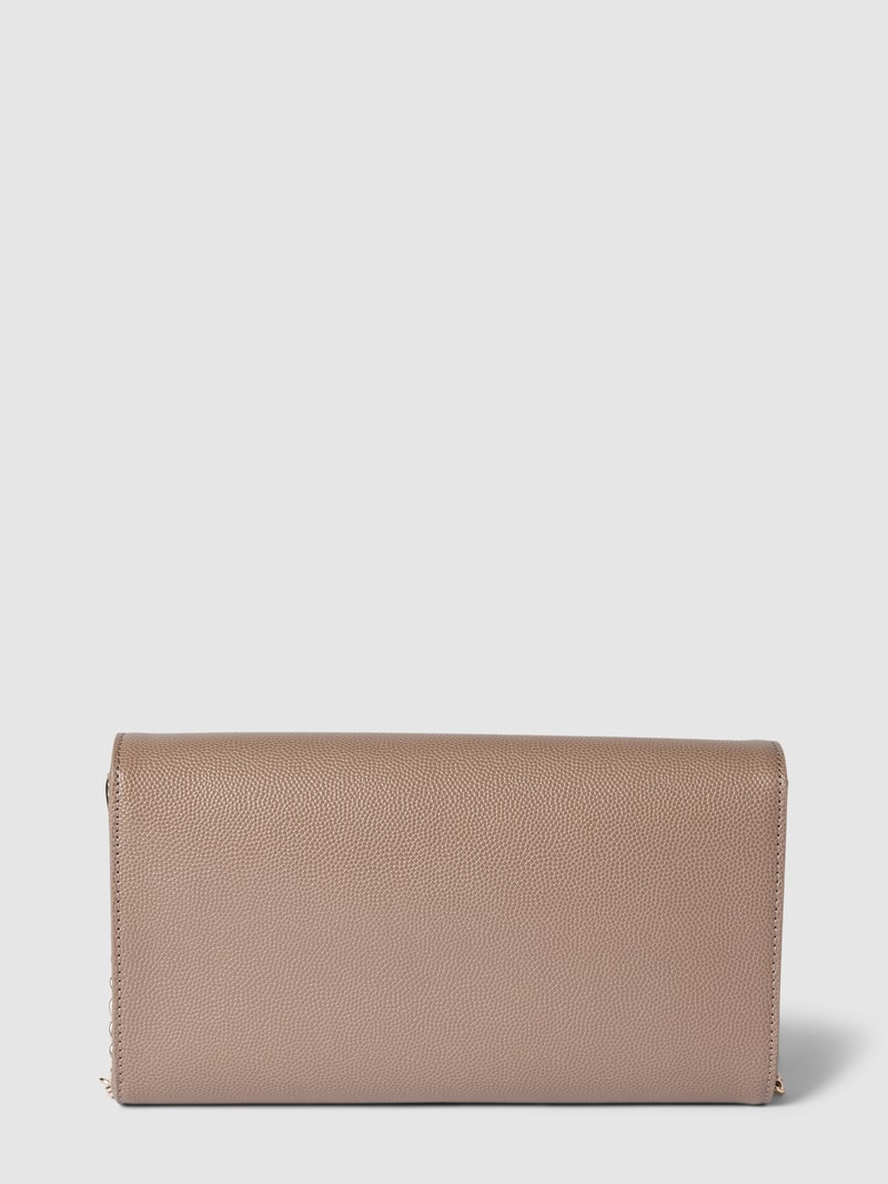 Clutch mit Label-Applikation Modell 'DIVINA' in taupe