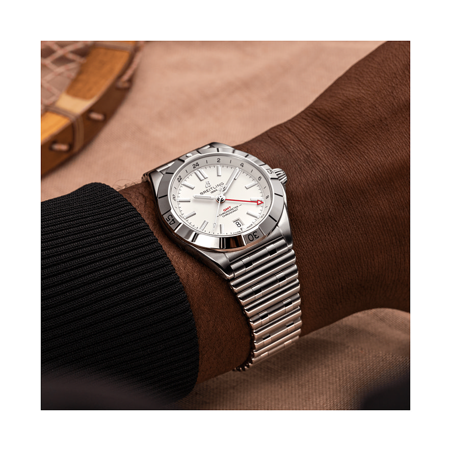 Breitling Herrenuhr Chronomat Automatic GMT 40