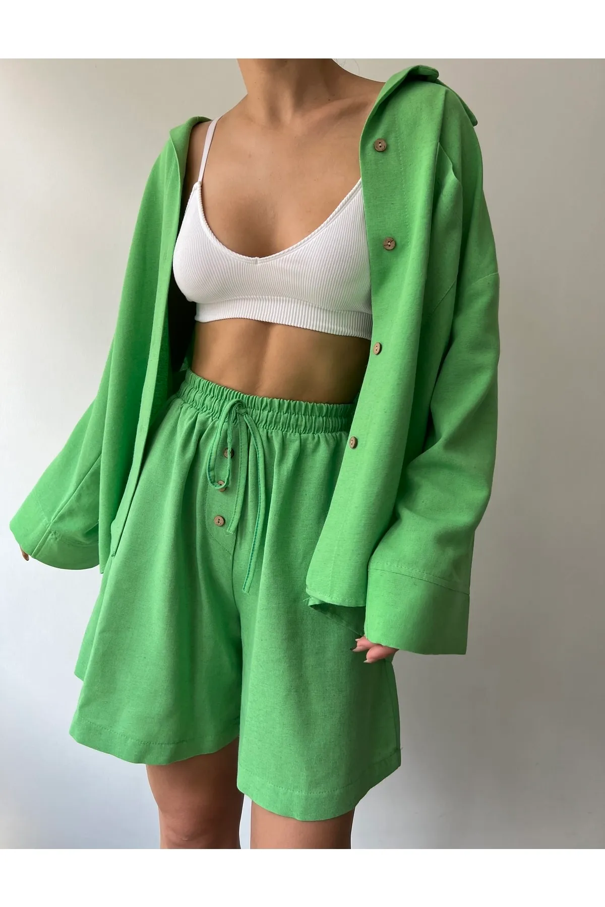 MAİ COLLECTİON  Budva Pistaziengrünes Leinen-Shorts-Set für Damen