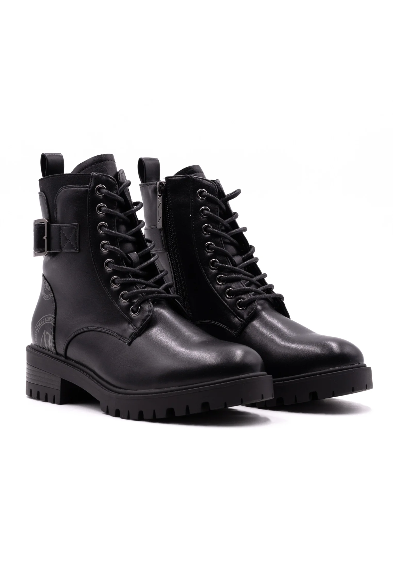 Botines con cordones ALV by Alviero Martini