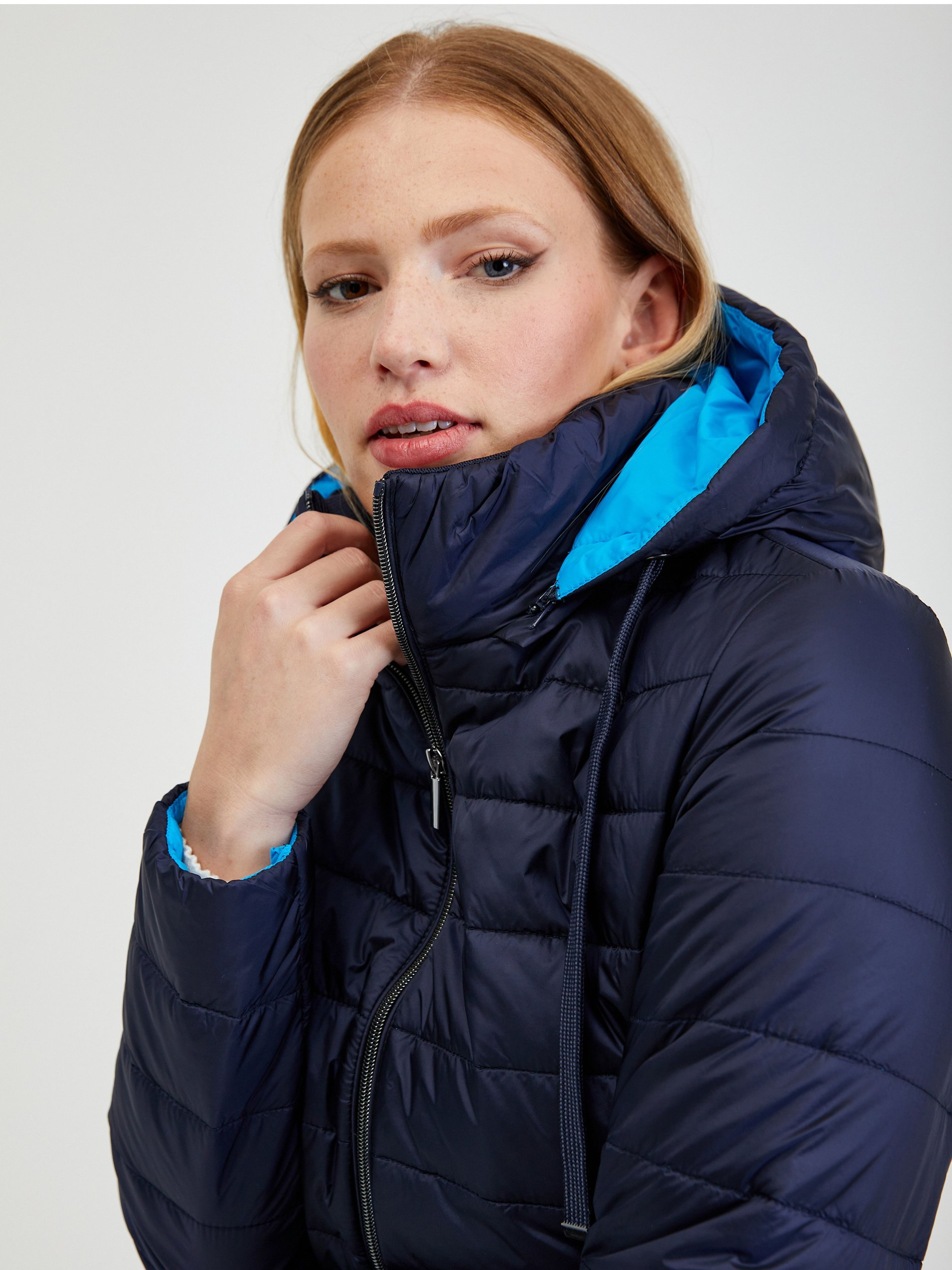 Dunkelblaue Damen-Winter-Steppjacke ORSAY