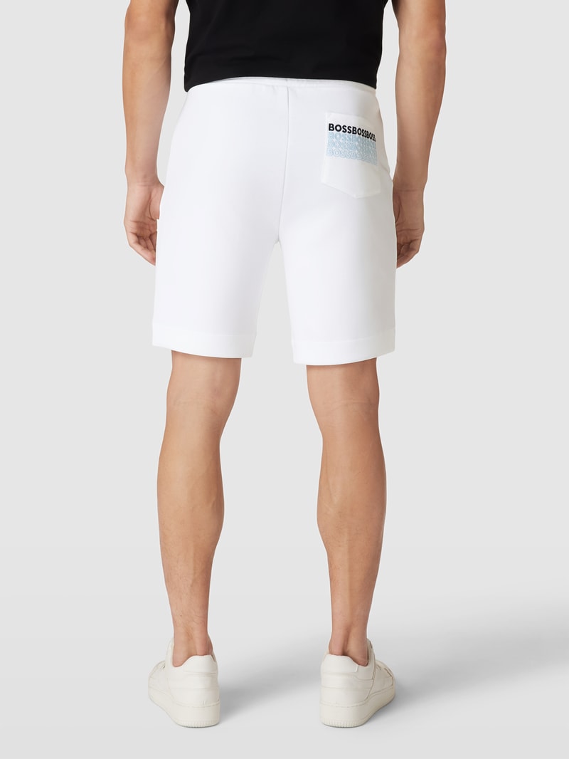 Shorts mit Tunnelzug in weiß