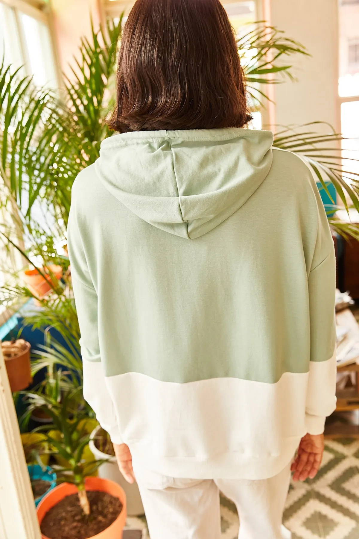 Olalook  Mintgrünes, zweifarbiges Oversize-Sweatshirt für Damen SWT-19000228