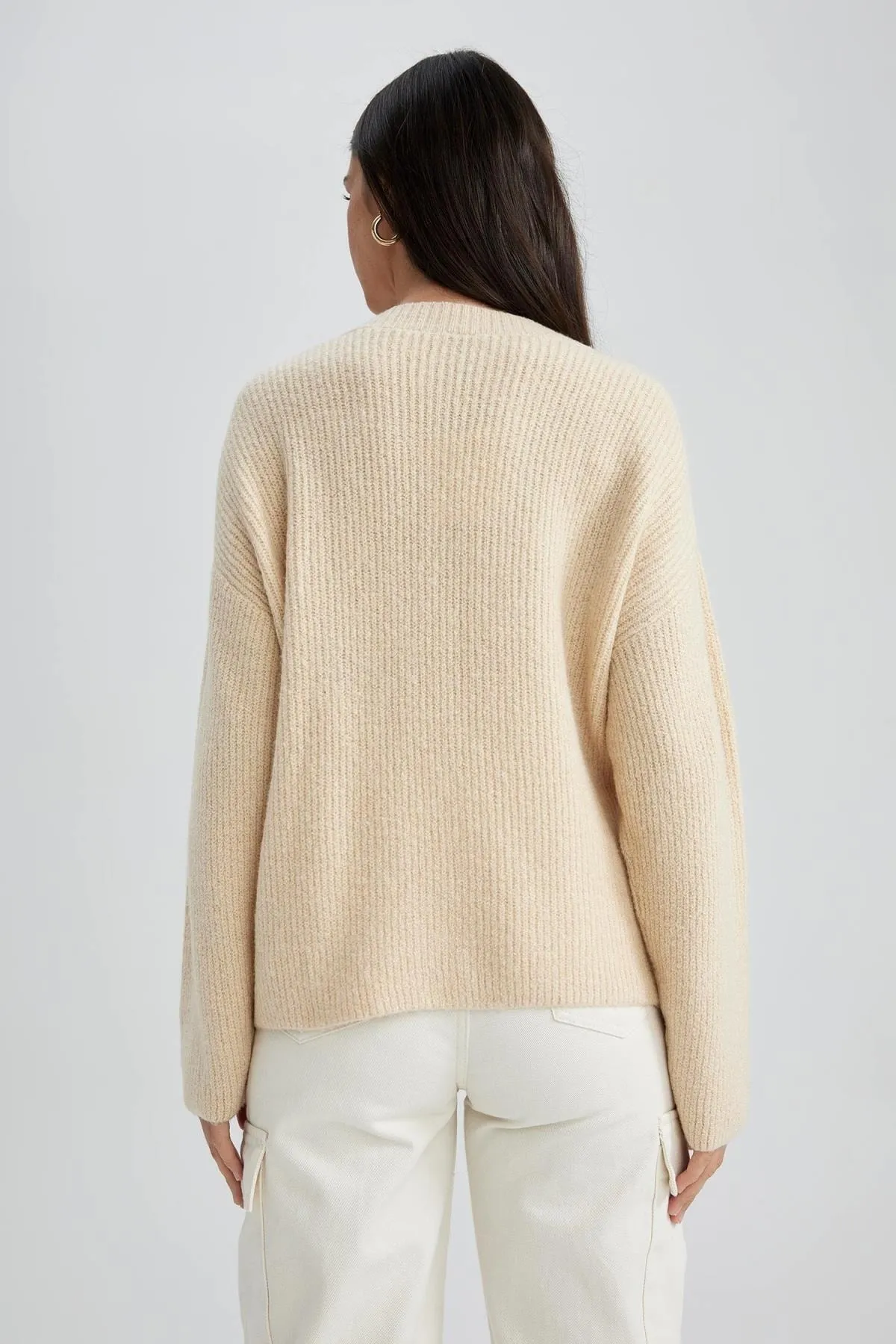 DeFacto  Oversize-Pullover mit V-Ausschnitt