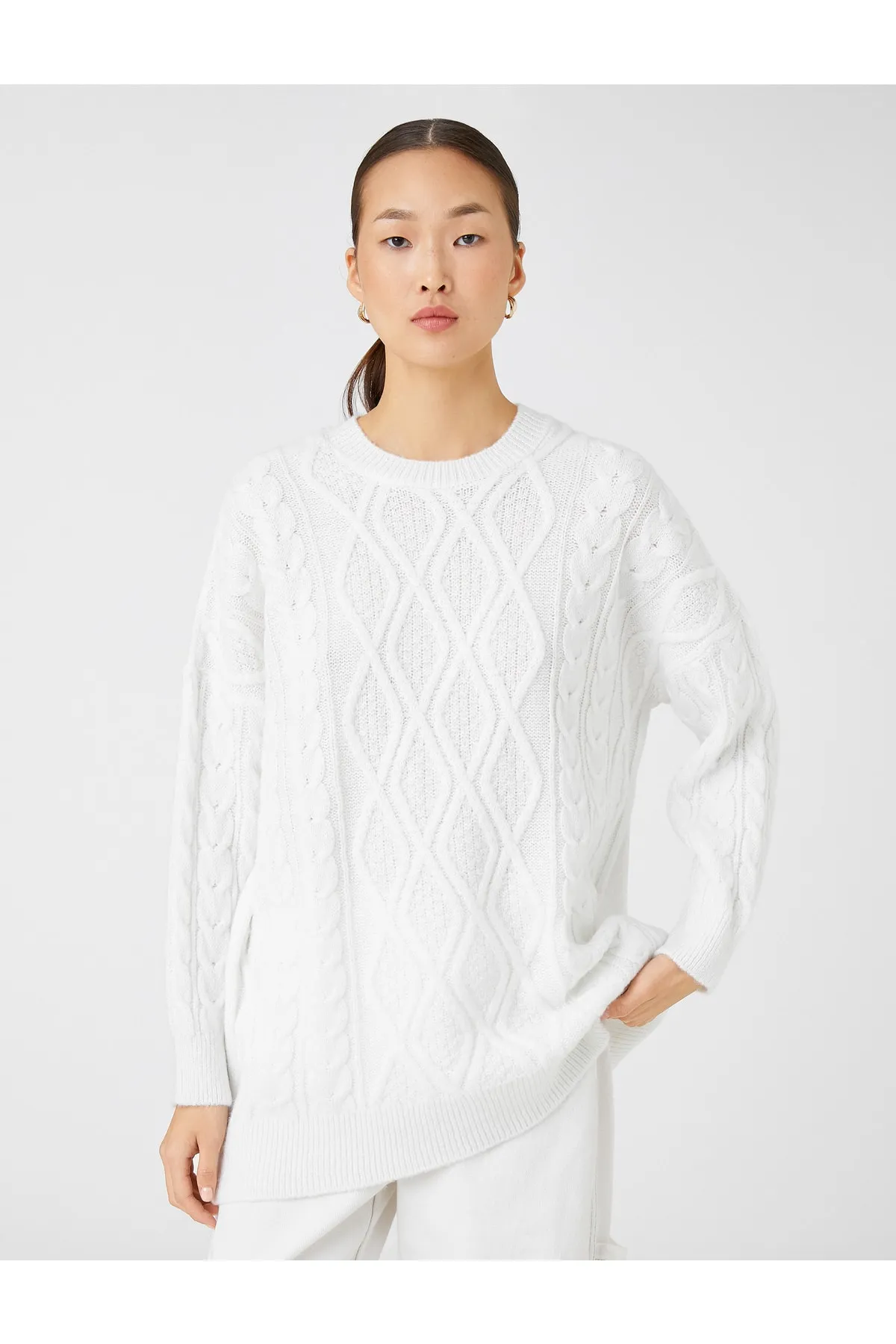 Koton  Übergroßer Strickpullover mit Rundhalsausschnitt
