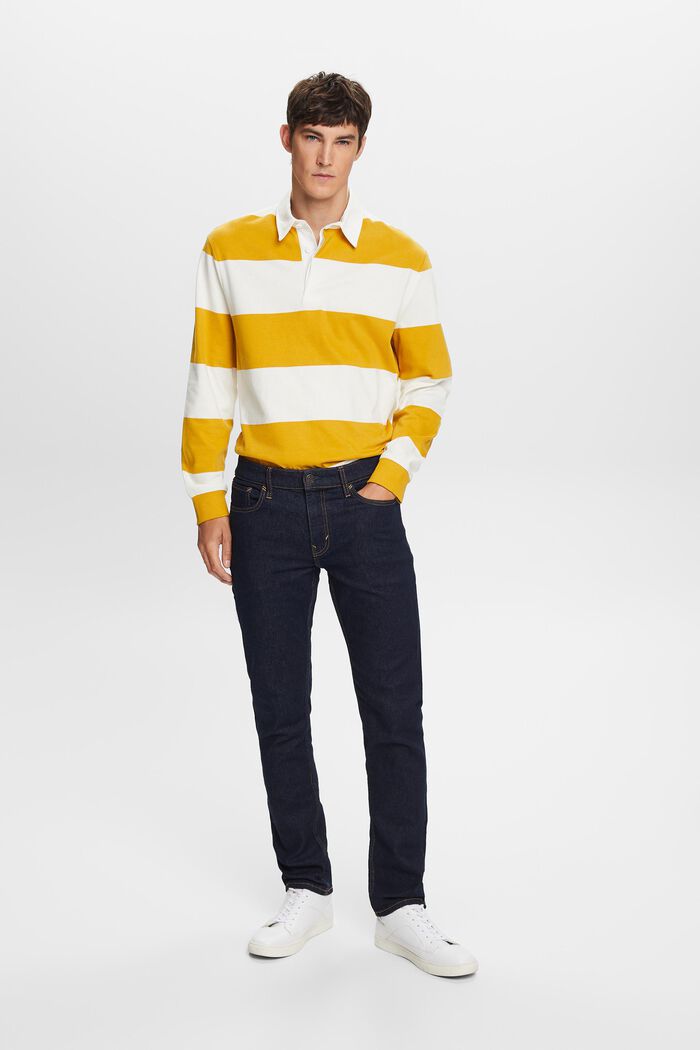 Recycelt: Jeans in schmaler Passform