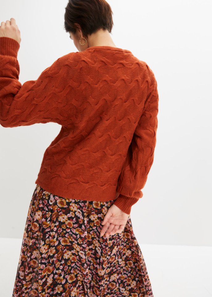 Pullover mit Zopfmuster