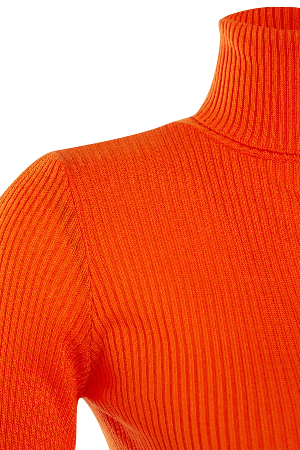 Trendyol Collection  Orangefarbener Basic-Rollkragenpullover TWOAW21KZ1279