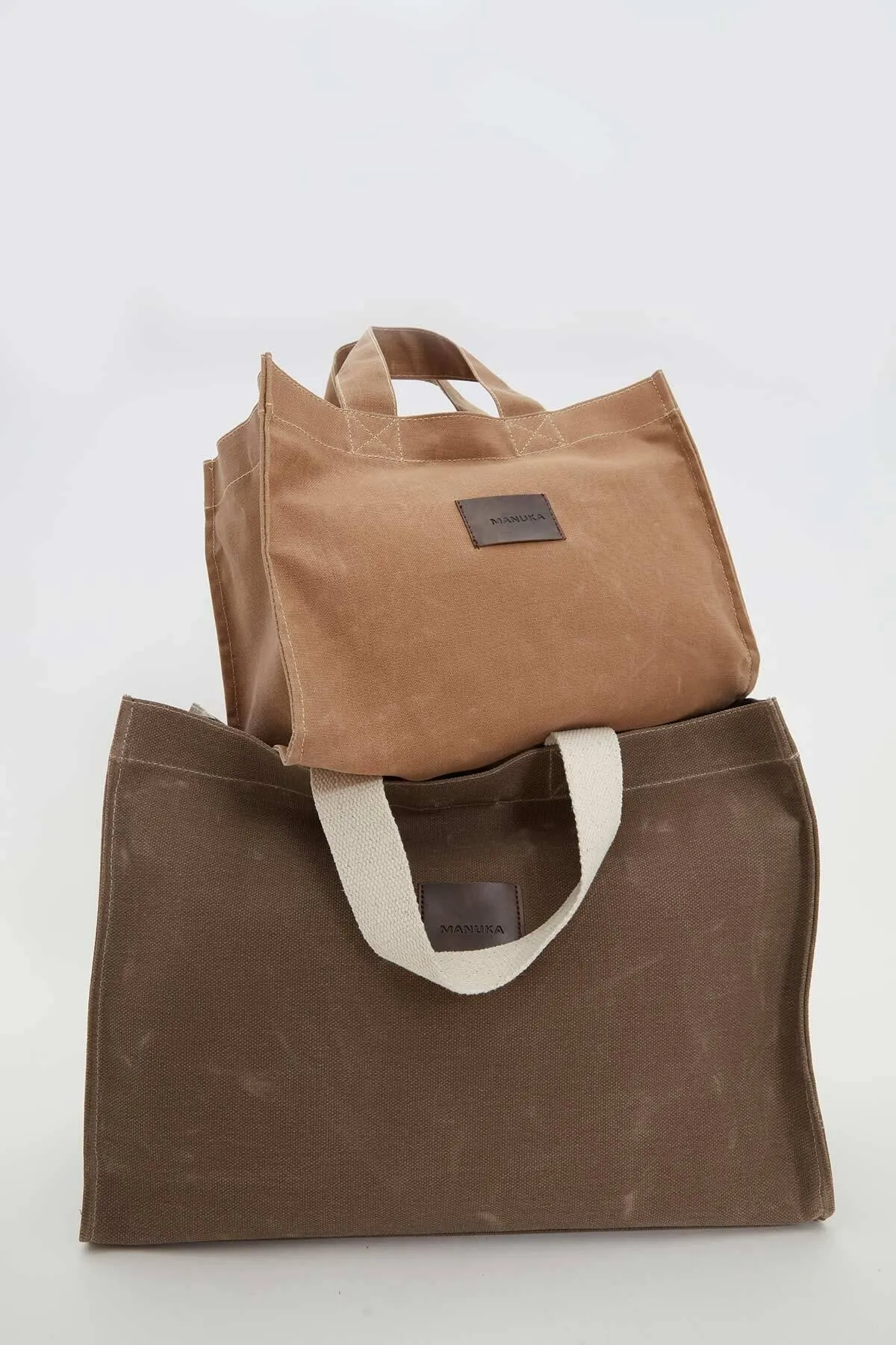 Manuka  Kleine Canvas-Tasche Camel mit Wascheffekt