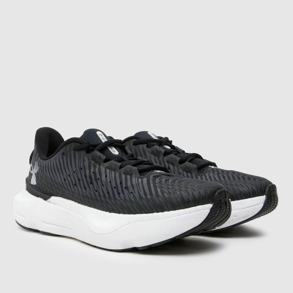 Under Armour – Infinite Pro – Svarta och vita träningsskor
