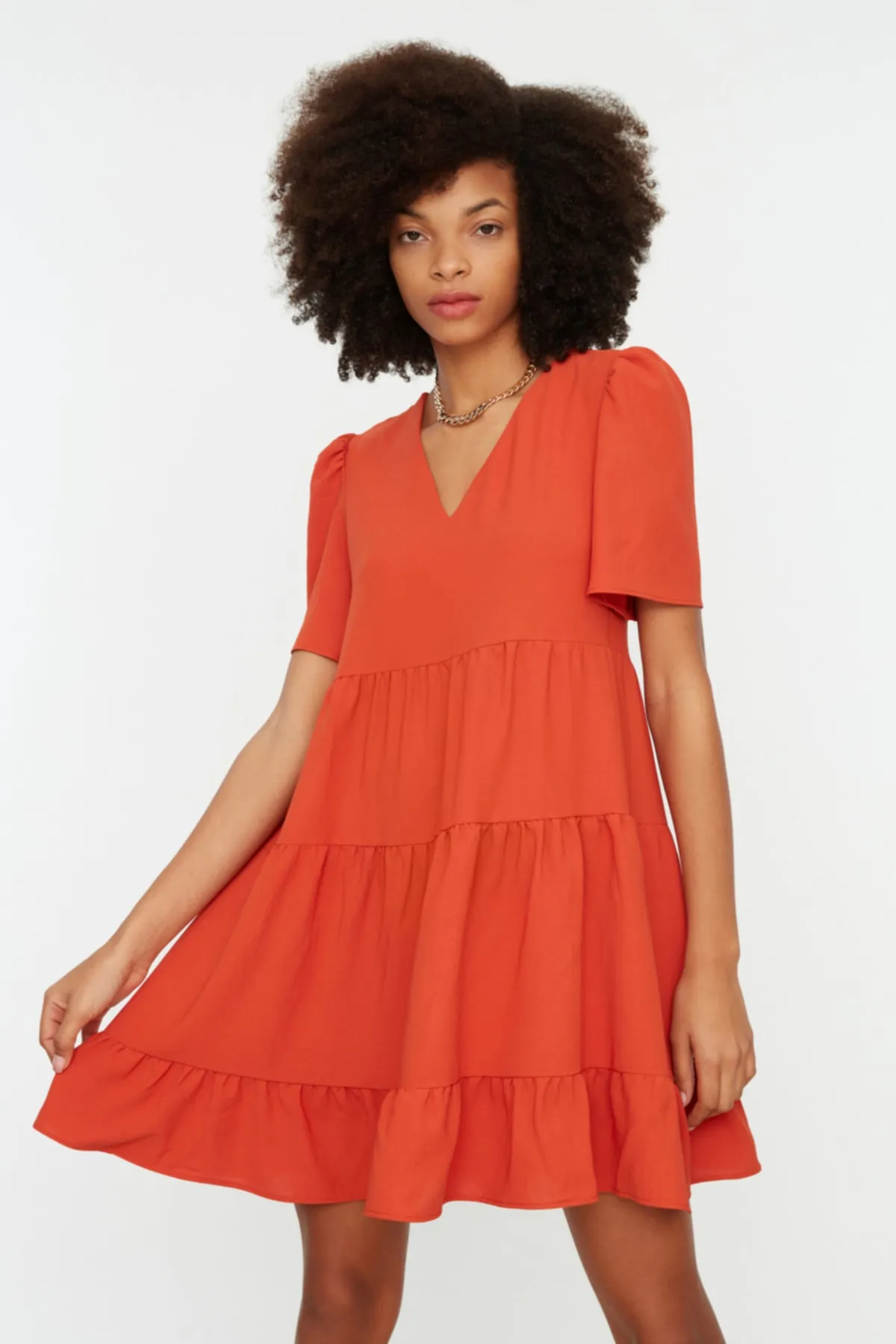 Trendyol Collection  Kacheliges, weit geschnittenes Mini-Webkleid TWOSS20EL0400