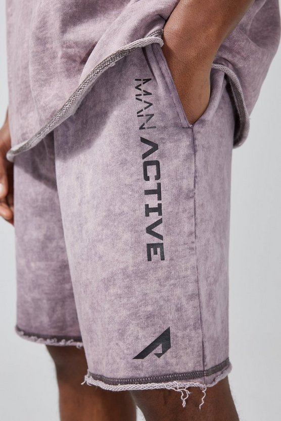 Active Shorts mit Acid-Waschung