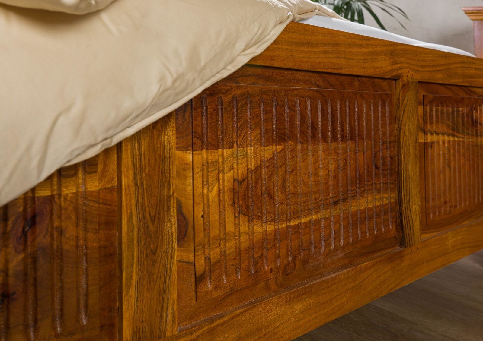 Massivmoebel24 Massivholzbett Bett Akazie 160x200x114 honig lackiert OXFORD #0131