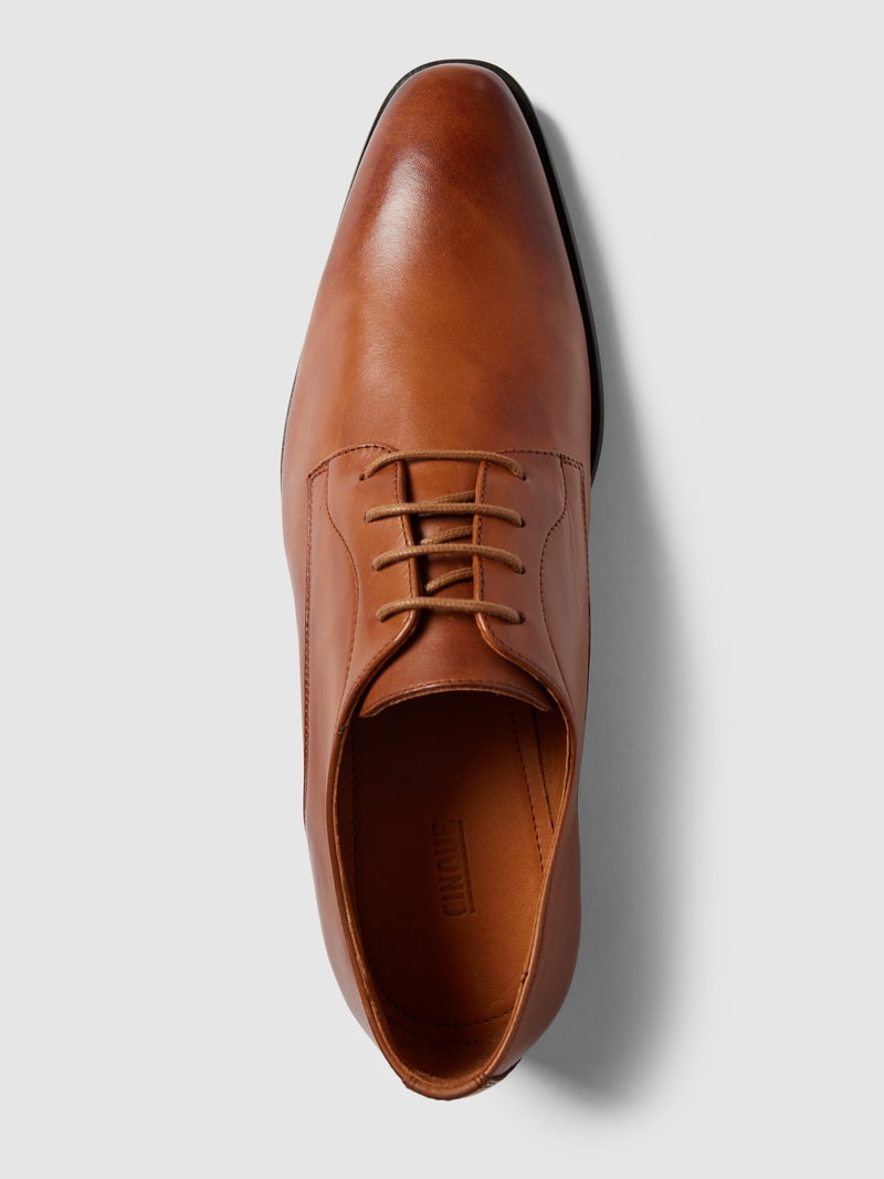 Oxford-Schuhe aus echtem Leder in cognac