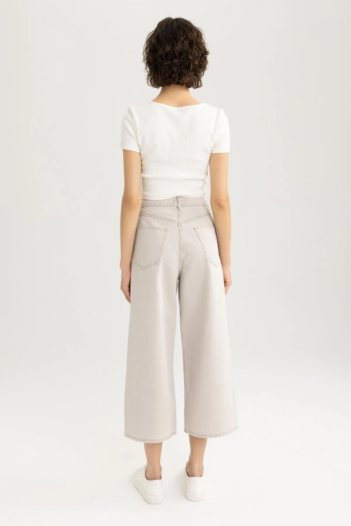 DeFacto  Culotte Hohe Taille Knöchellang 100% Baumwolle Jeanshose A3478ax23sm