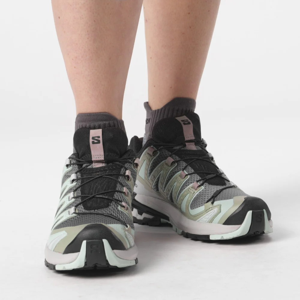 Salomon XA Pro 3D V9 W L47272900 / grau
