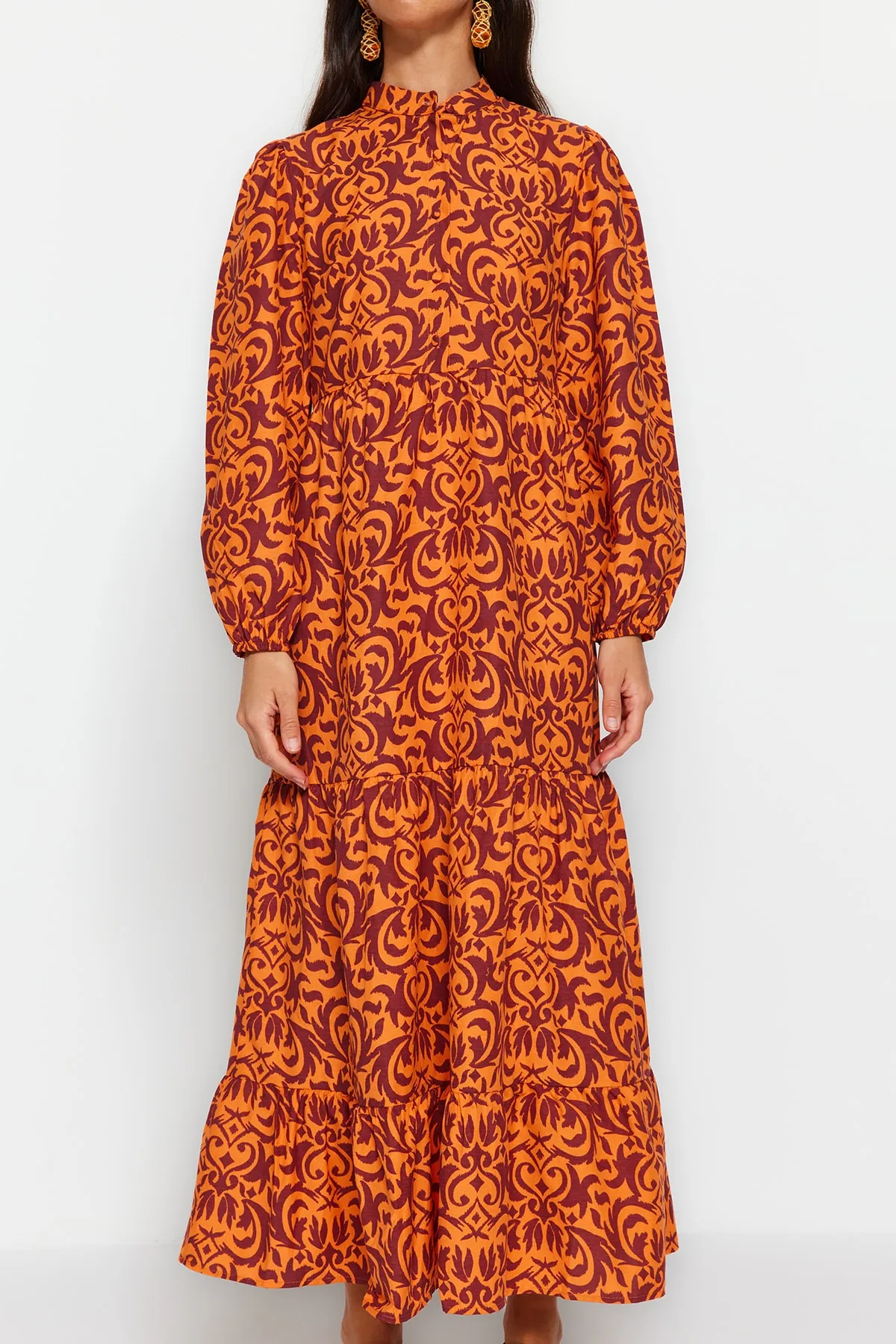Trendyol Modest  Orange gemustertes Kleid aus gewebter Baumwolle mit halber Knopfleiste und weiter Passform TCTSS23EB00222