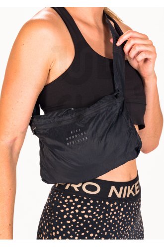 Nike Run Division W