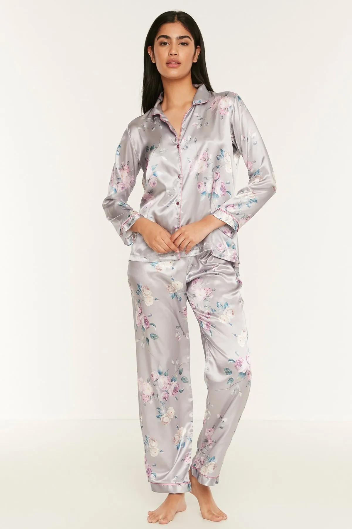 C&City  Gemustertes 7-teiliges Satin-Pyjama-Set 9550 Grau