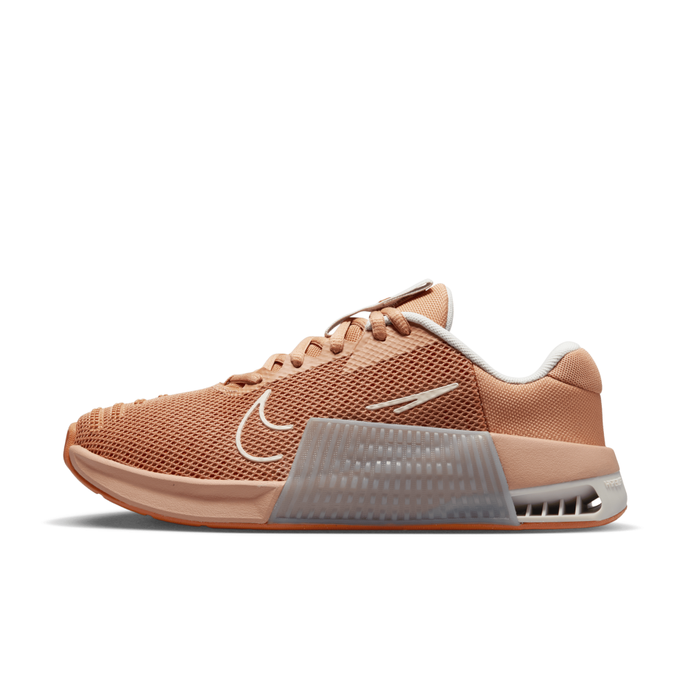 Nike Metcon 9 DZ2537-200 / braun