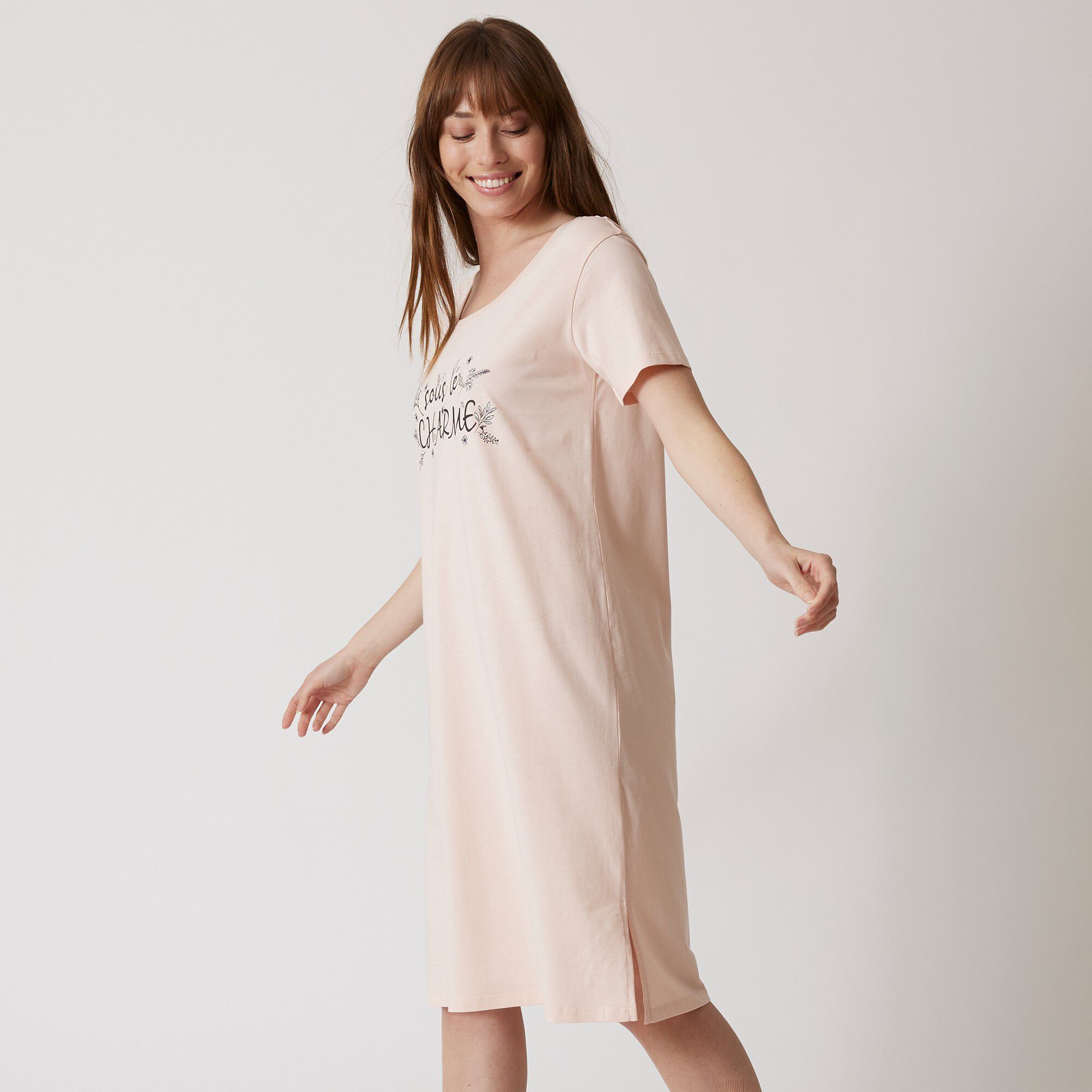 Chemise de nuit courte manches courtes motif 