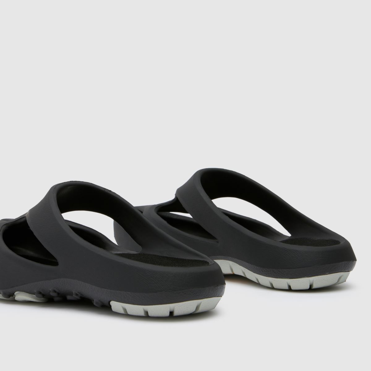 Keen – Shanti – Svarta träskor