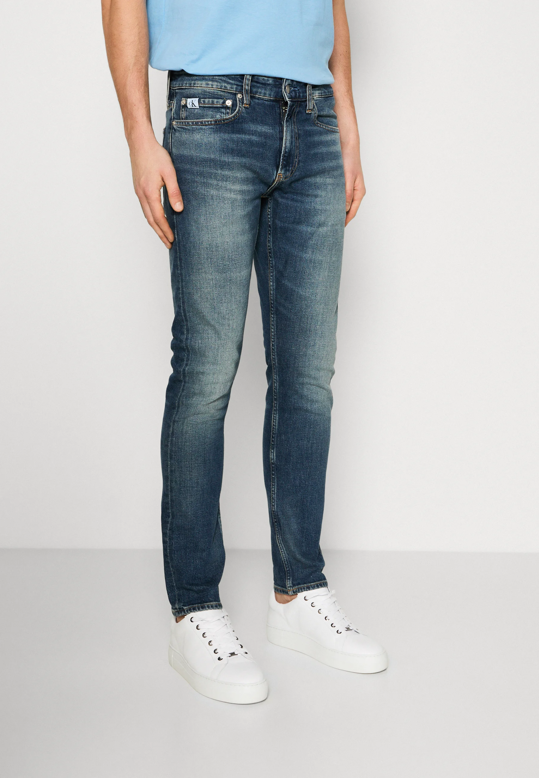 Vaqueros ajustados de Calvin Klein Jeans