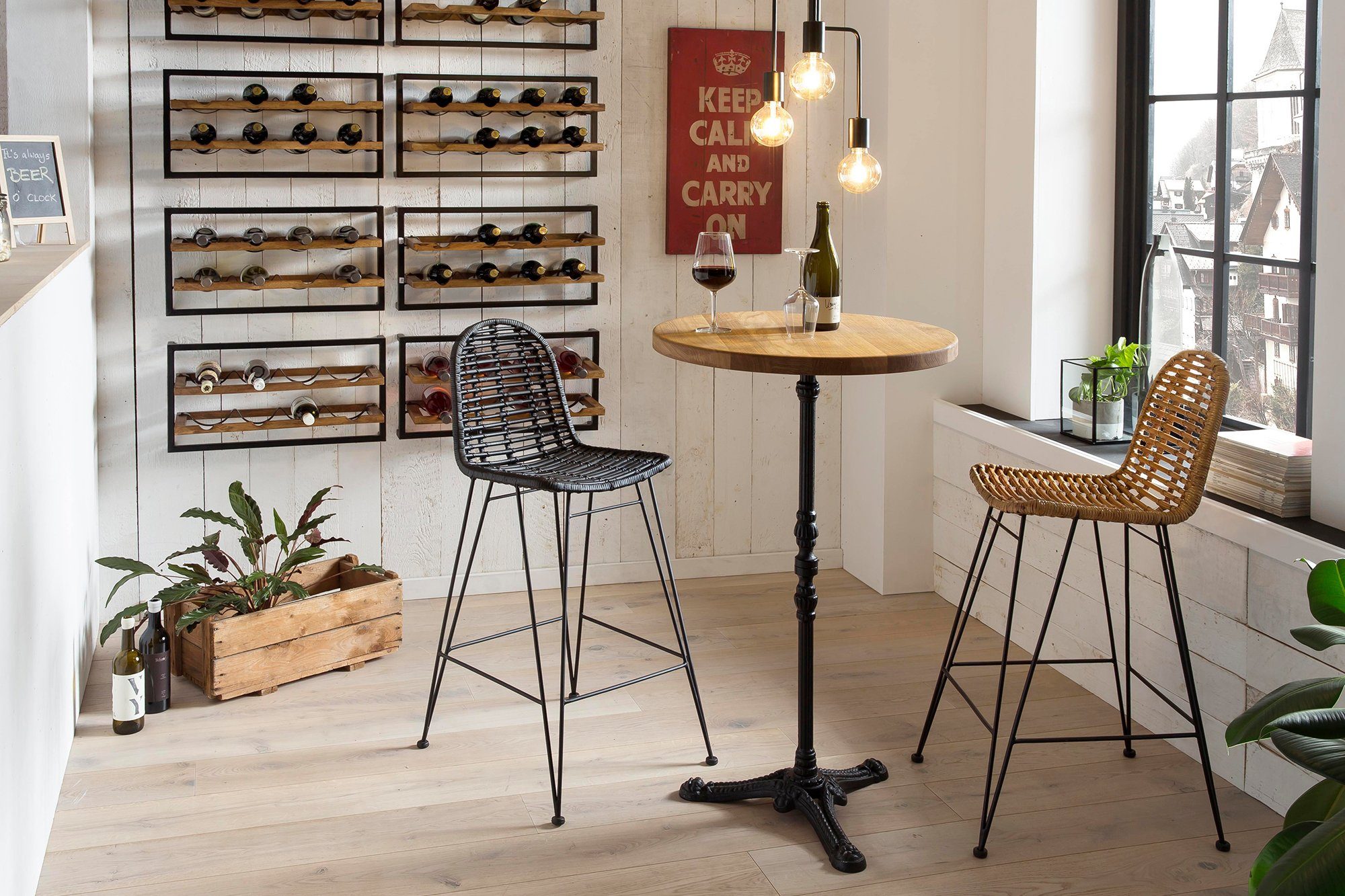 SIT Stehtisch, Gusseisengestell im Bistro-Stil