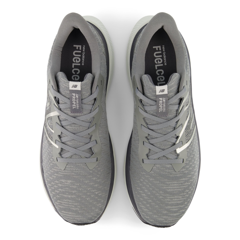 New Balance FuelCell Propel v4 MFCPRCG4 / grau