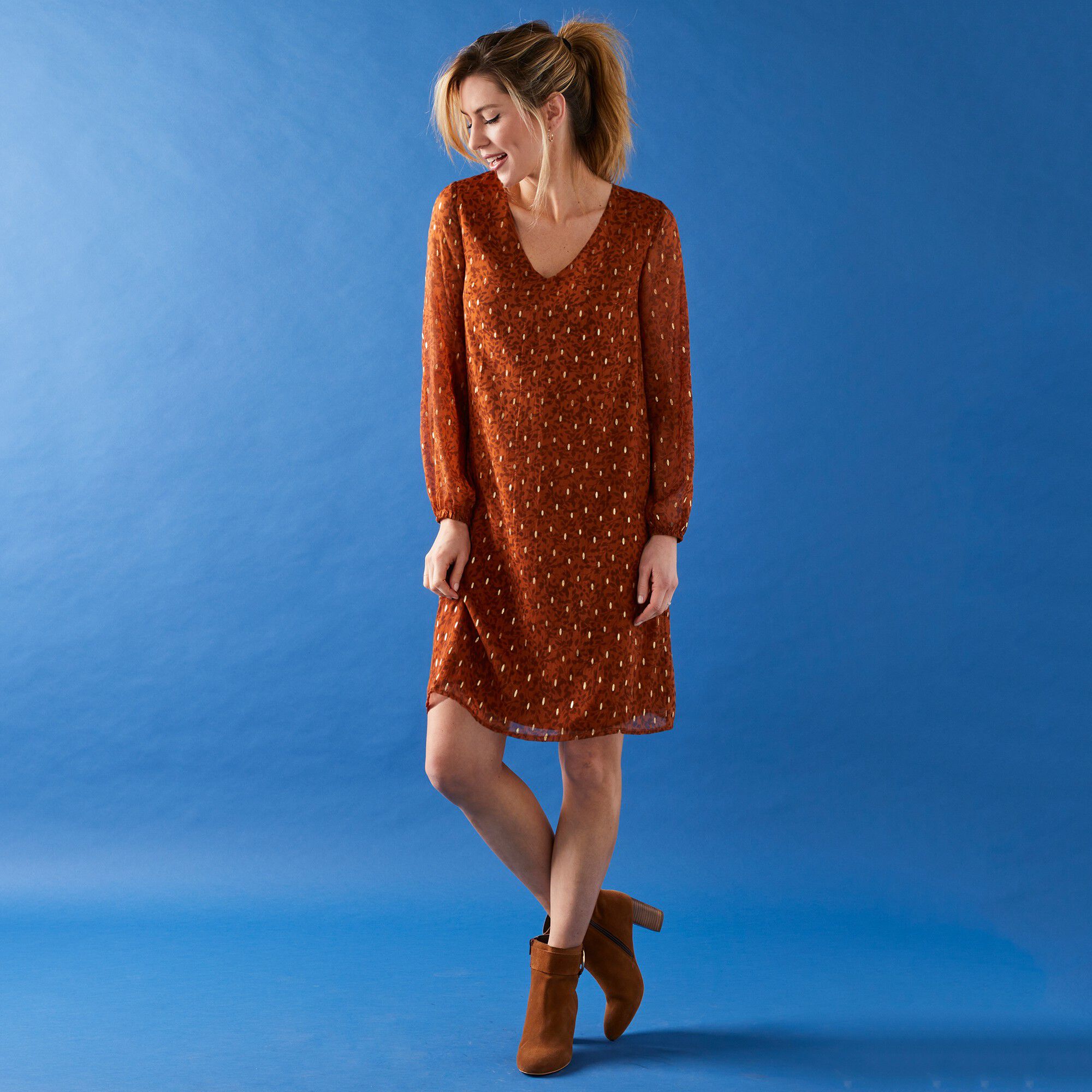 Robe évasée voile imprimé doré
