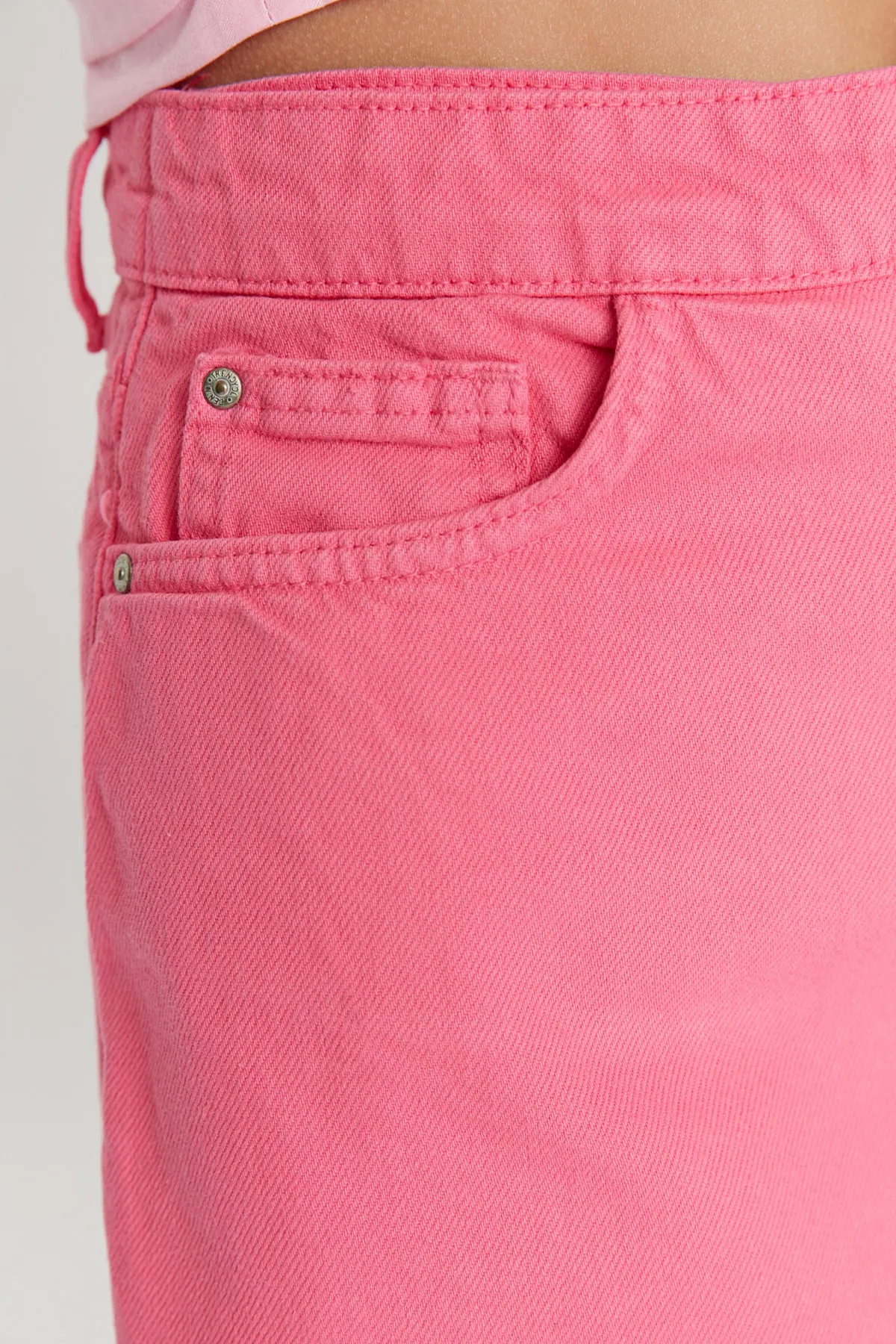 Trendyol Collection  Shorts - Rosa - Mittlerer Bund