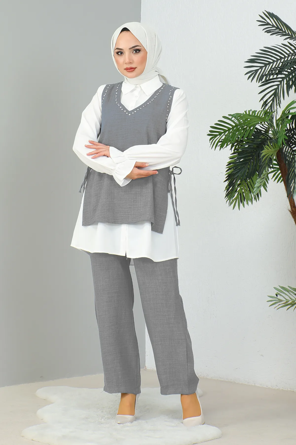 MODAQU  Dreierset aus grauem Leinen – Steindetails