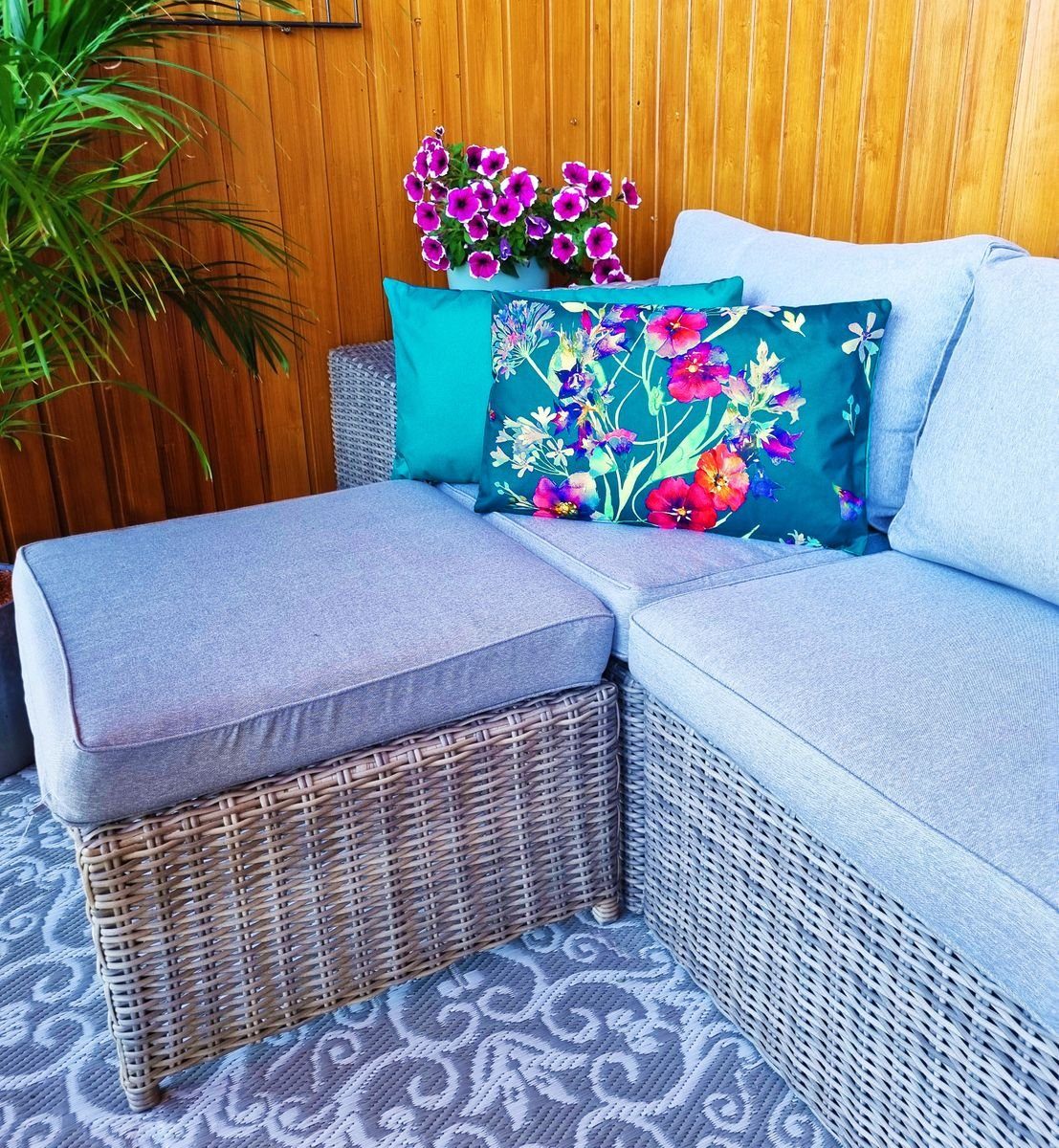 JACK Dekokissen JACK Outdoor Lounge Kissen 30x50cm Motiv Dekokissen inkl. Füllung, mit Lotus-Effekt, Robust, Strapazierfähig, für Innen & Außen geeignet