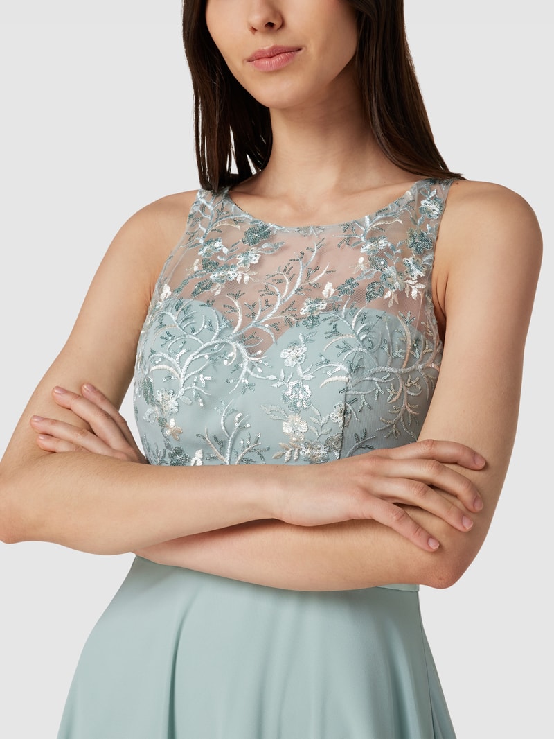 Abendkleid mit Paillettenbesatz in mint