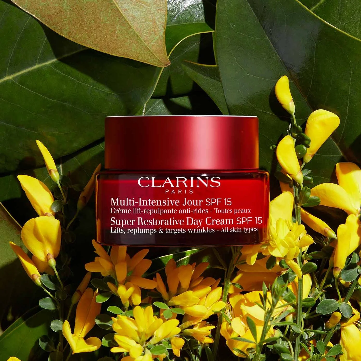 Monitehoinen päivävoide SPF15 - Toutes Peaux - Kiinteyttävä päivävoide, Ryppyjä ehkäisevä päivävoide, Suojaavat hoidot