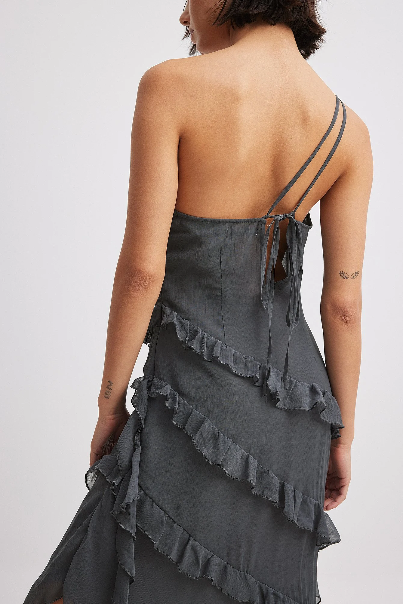 Chiffon-Midikleid mit Rüschen