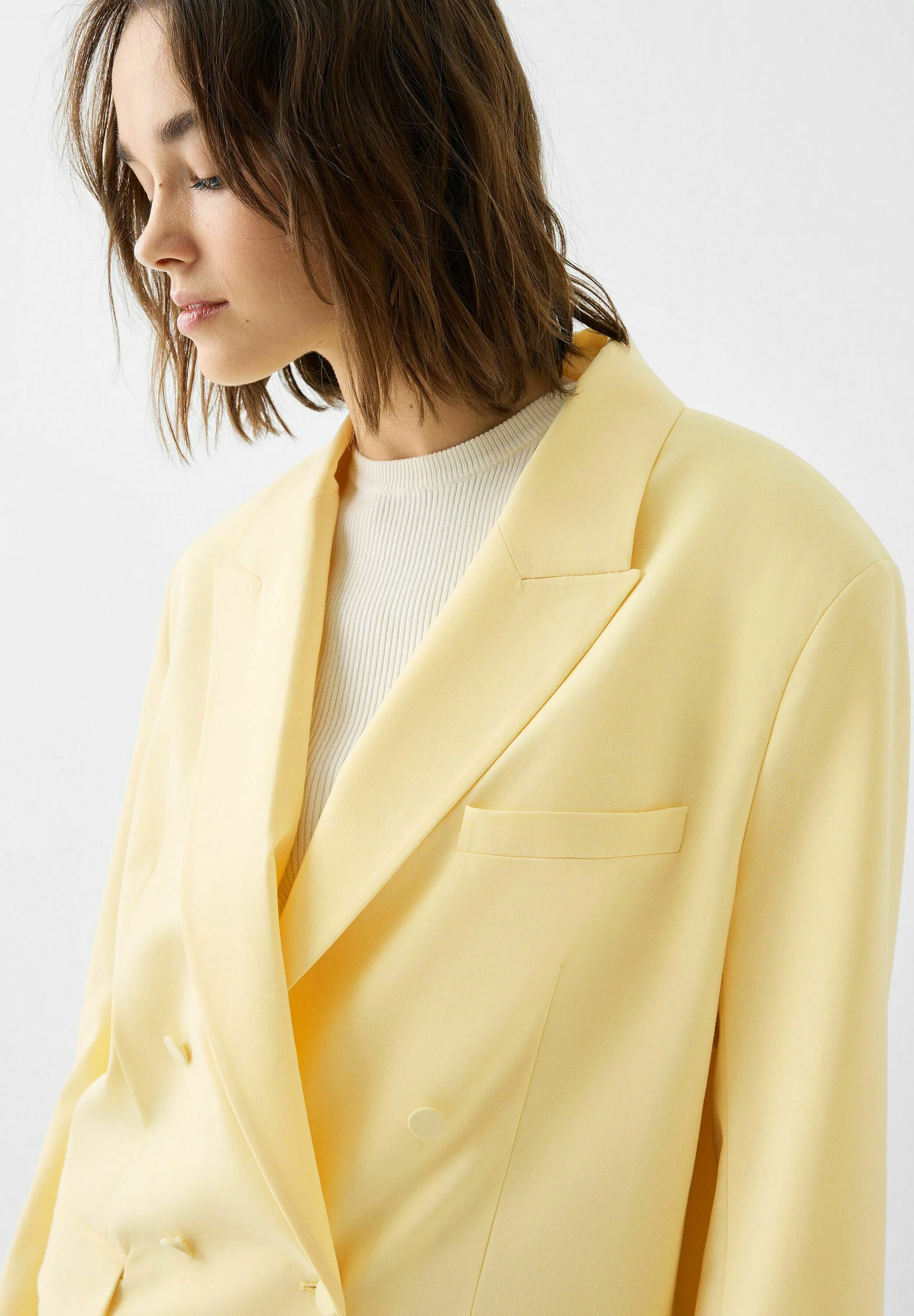 Bershka CRUZADO CON BOTONES - Abrigo corto