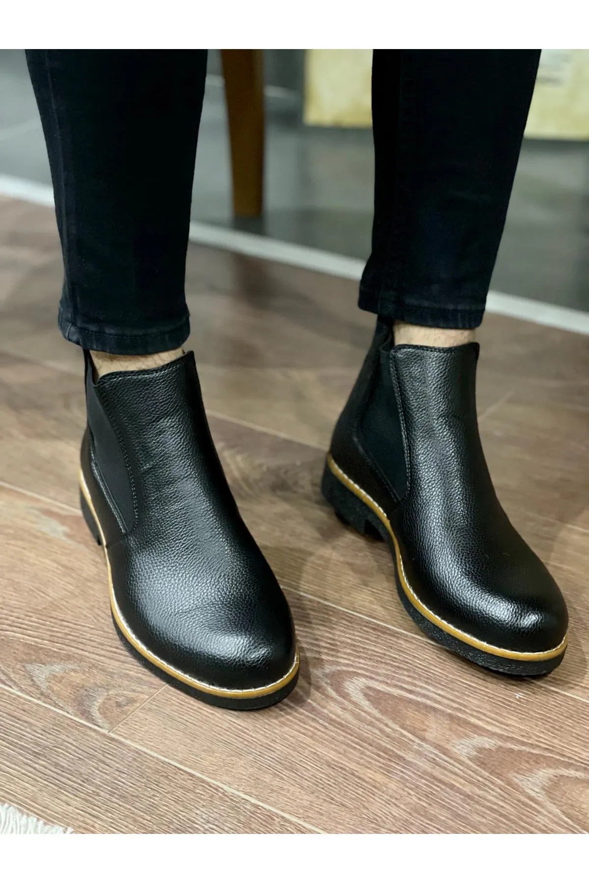 MUGGO  Stiefelette - Schwarz - Flacher Absatz
