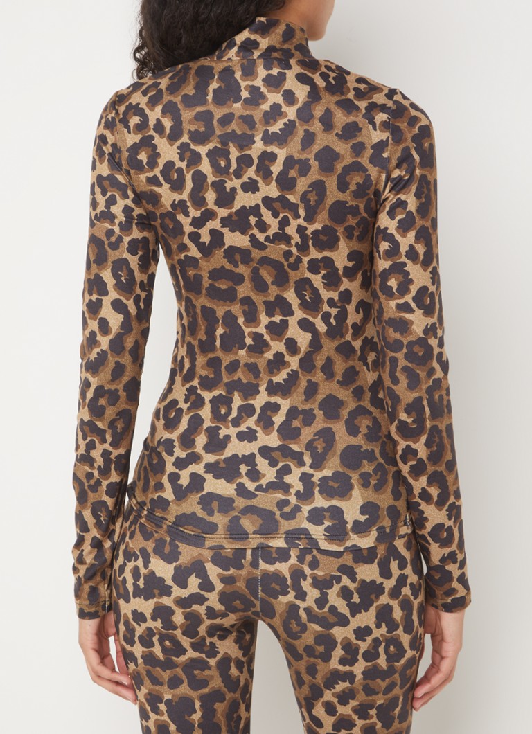 Colorful Rebel Neyo top with leopard print and stand-up collar