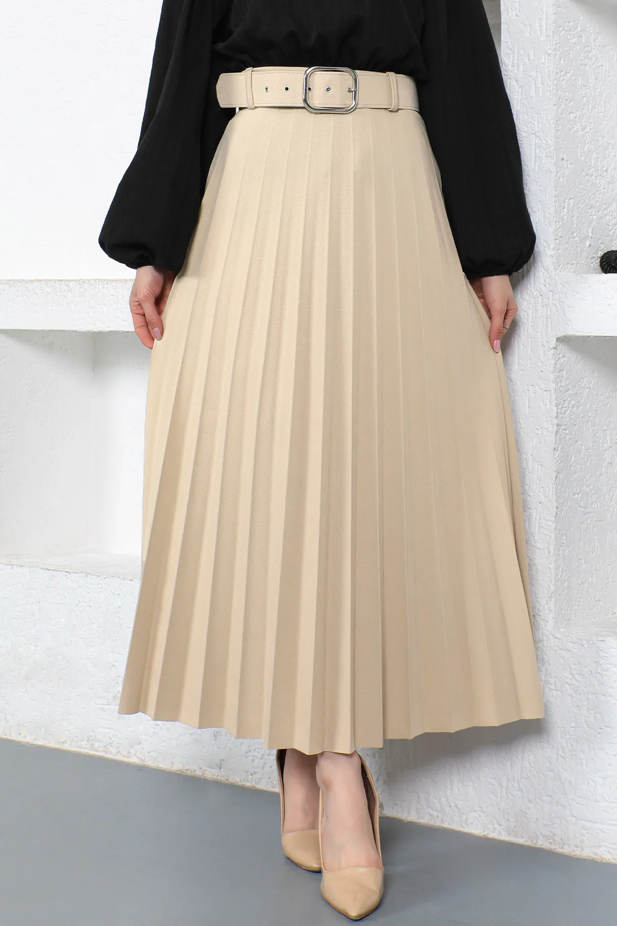 Tesettür Dünyası  Faltenrock mit Gürtel Tsd230113 Beige