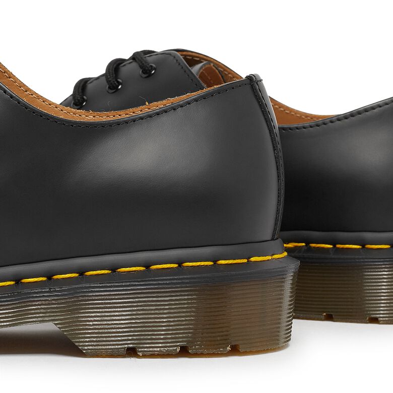 Dr. Martens 3 Eye Shoe Black Smooth
