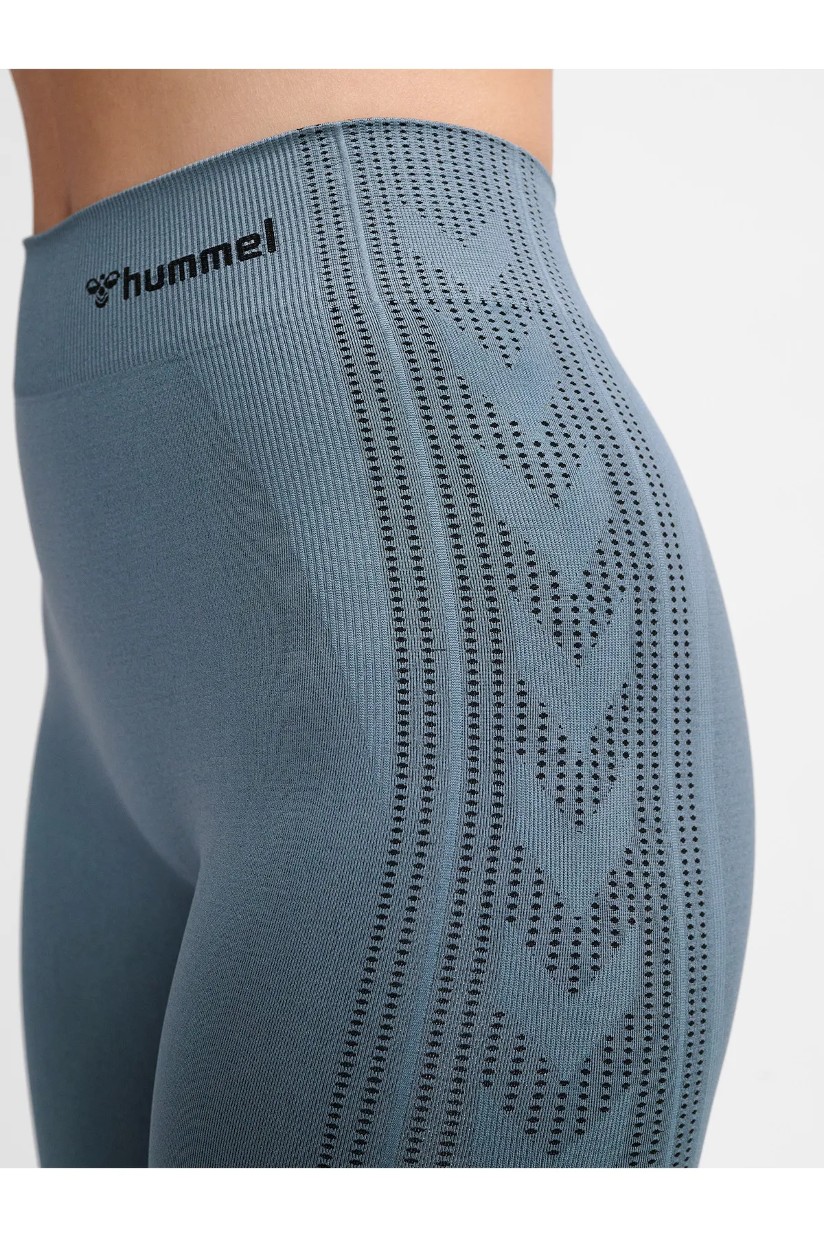 hummel  hmlFORMENDE NAHTLOSE MW-STRUMPFHOSE