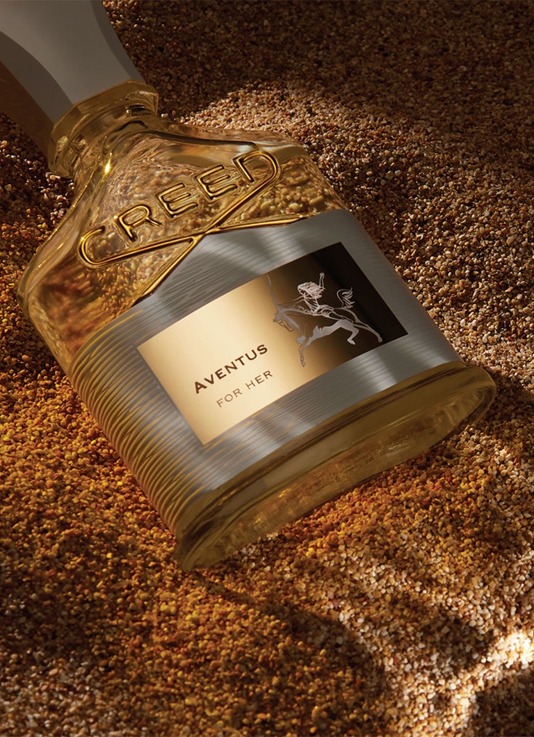Creed Aventus pentru apa ei de parfum